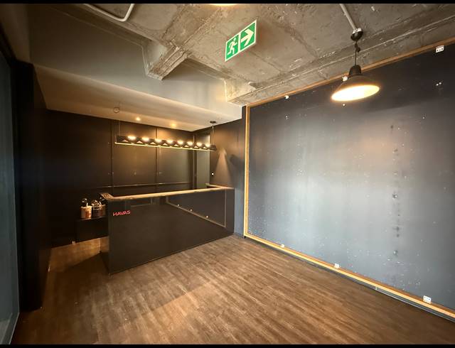 745M² OFFICE TO LET IN ROSEBANK